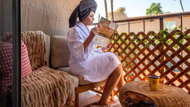 المنطقة المحيطة بالمنشأة