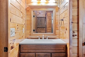 Een douche, handdoeken
