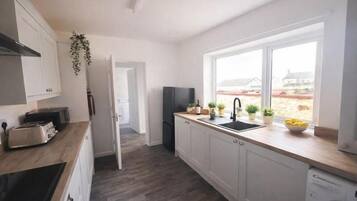 House, Mountain View | Private kitchen