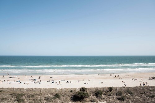 Sea Breeze- Oceanfront Station One Suite