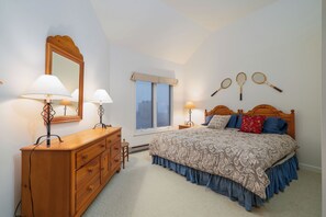4 Schlafzimmer, Bügeleisen/Bügelbrett, Internetzugang, Bettwäsche