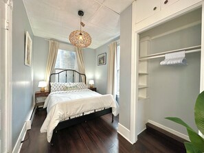 Comfort-Apartment, Küche, auf dem Wassser | Schreibtisch, laptopgeeigneter Arbeitsplatz, Verdunkelungsvorhänge