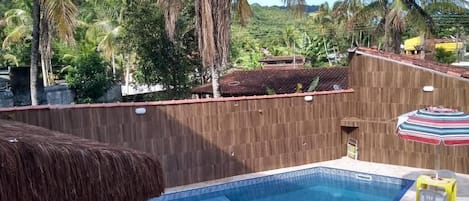Kolam renang outdoor