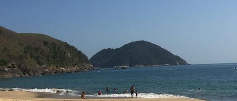 ชายหาด