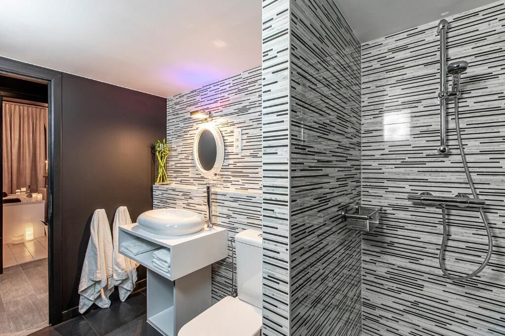 Deluxe suite | Badkamer