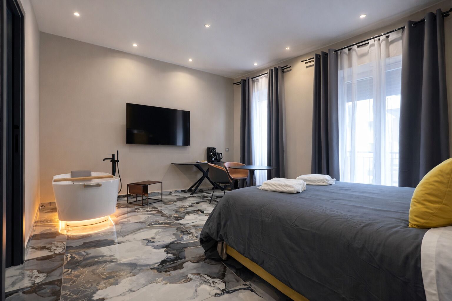 Camera Deluxe con vasca Freestanding