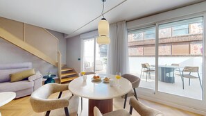 Penthouse, 1 Bedroom, City View | Dining - MyFlats Marina (Alicante)