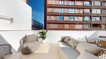 Penthouse, 1 slaapkamer, uitzicht op de stad | Terras