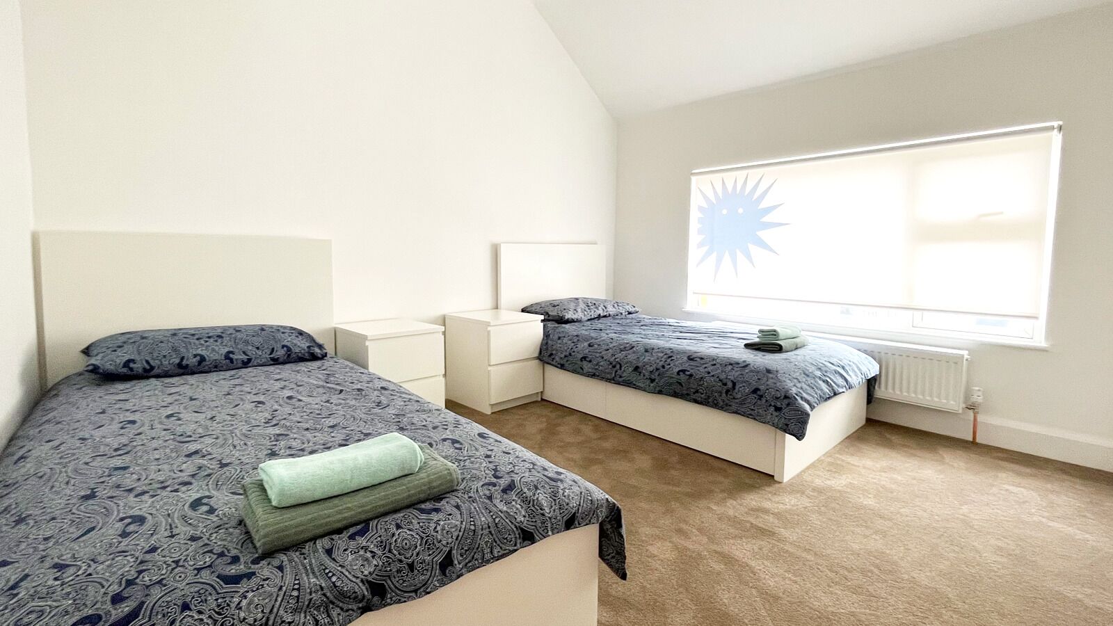 4 slaapkamers, een strijkplank/strijkijzer, wifi, beddengoed