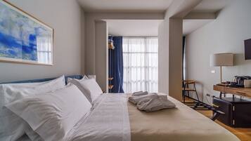 Deluxe-Doppelzimmer, Balkon, Blick auf den Innenhof