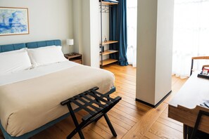 Deluxe Double Room, Balcony, Courtyard View - Club64  (Andria)