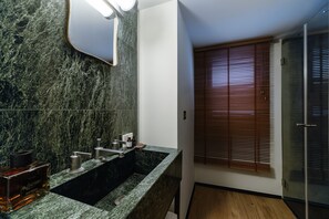 Classic Single Room, 1 Large Single Bed, Roll-in Shower, Non Smoking | Bathroom - Club64  (Andria)