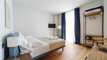 Deluxe-Doppelzimmer, 1 Queen-Bett, Balkon, Stadtblick