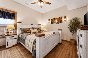 Room - 3BR Gather & Unwind | Hot Tub + Lake + Coffee Bar (Branson)