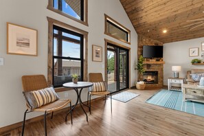 Interior - 3BR Gather & Unwind | Hot Tub + Lake + Coffee Bar (Branson)
