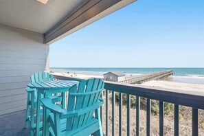 Property grounds - Tide Time Oceanfront at Sea Cabin w Pool (North Myrtle Beach)