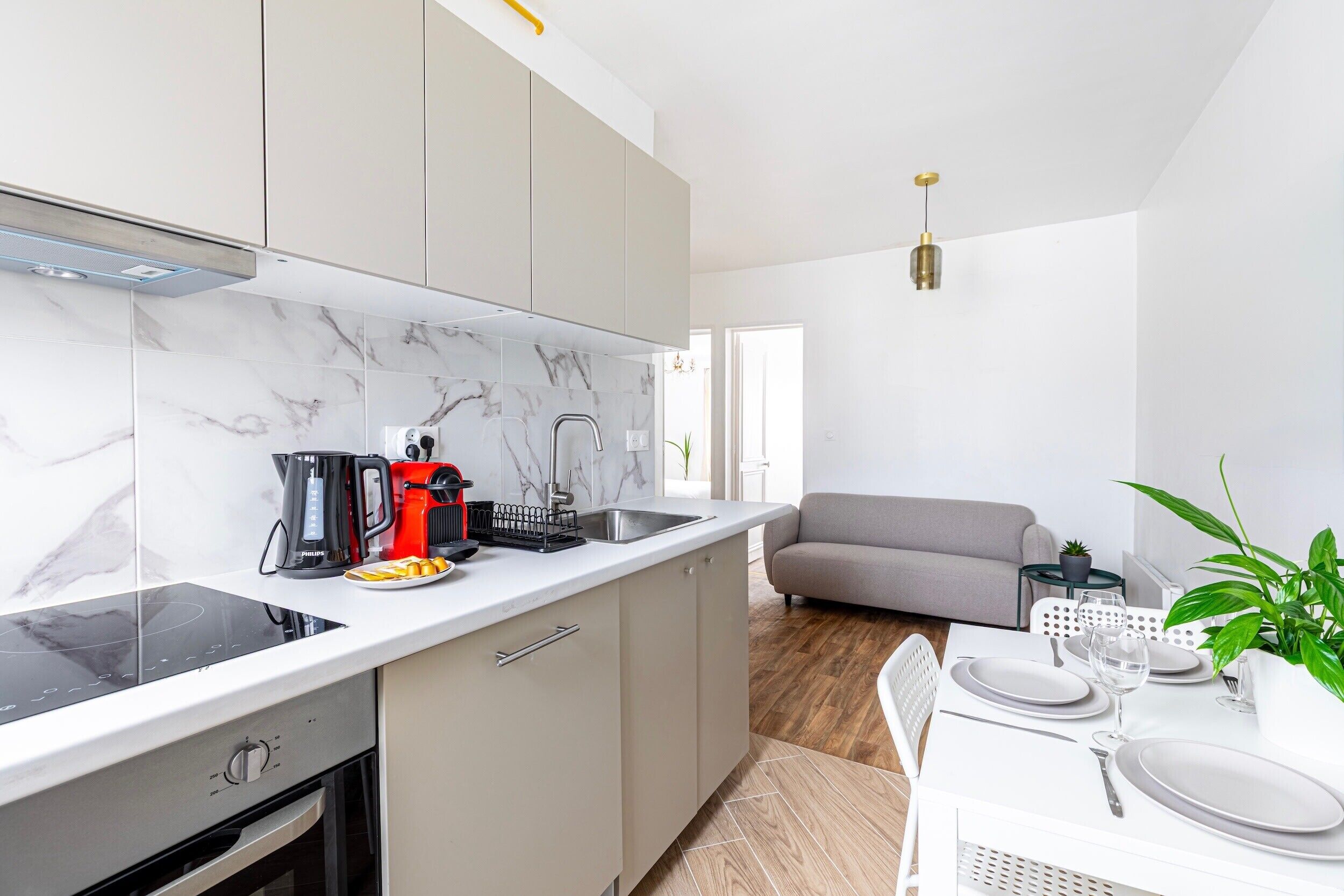 Fridge, microwave, oven, dishwasher