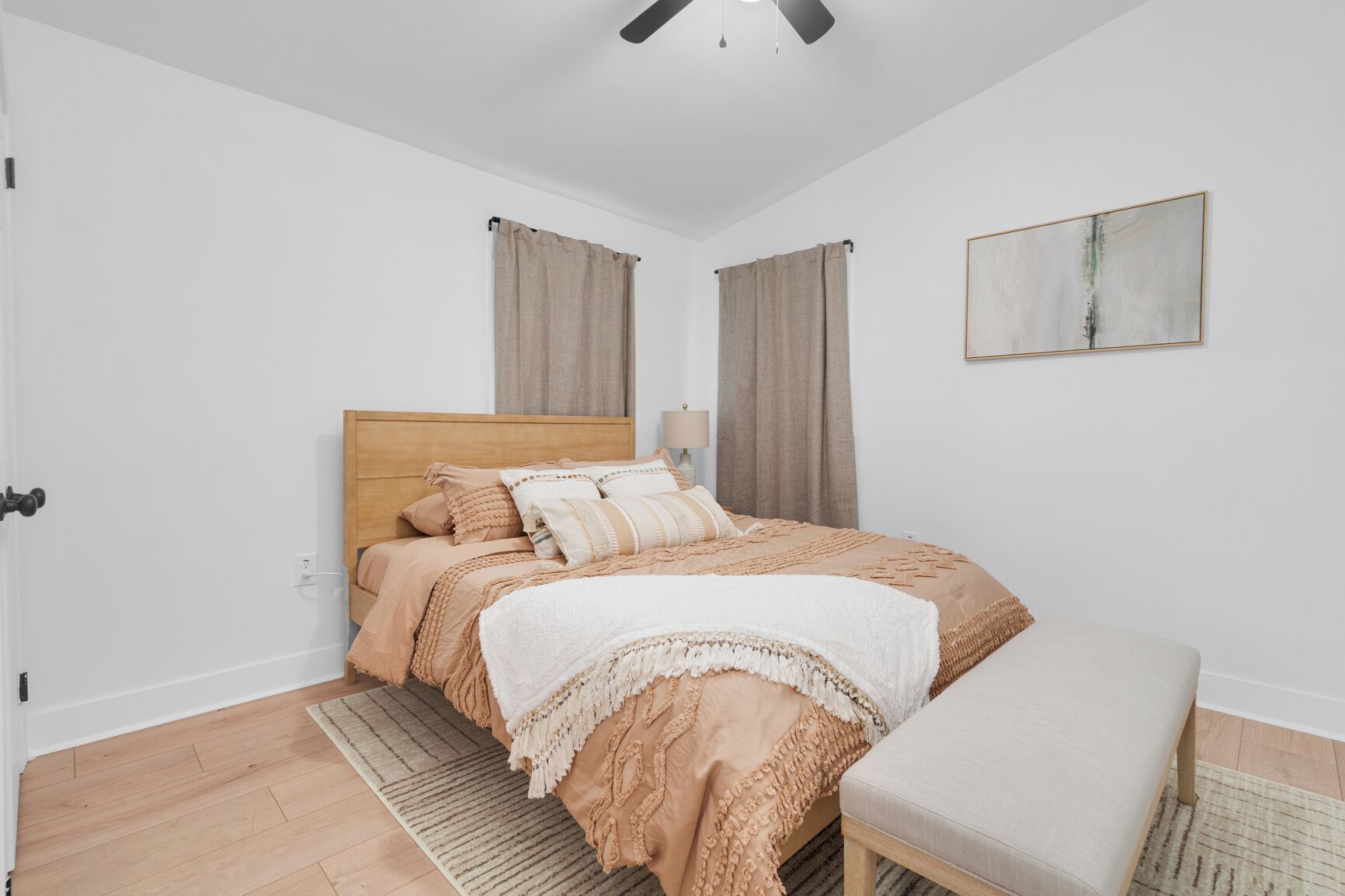 3 bedrooms, WiFi, bed sheets