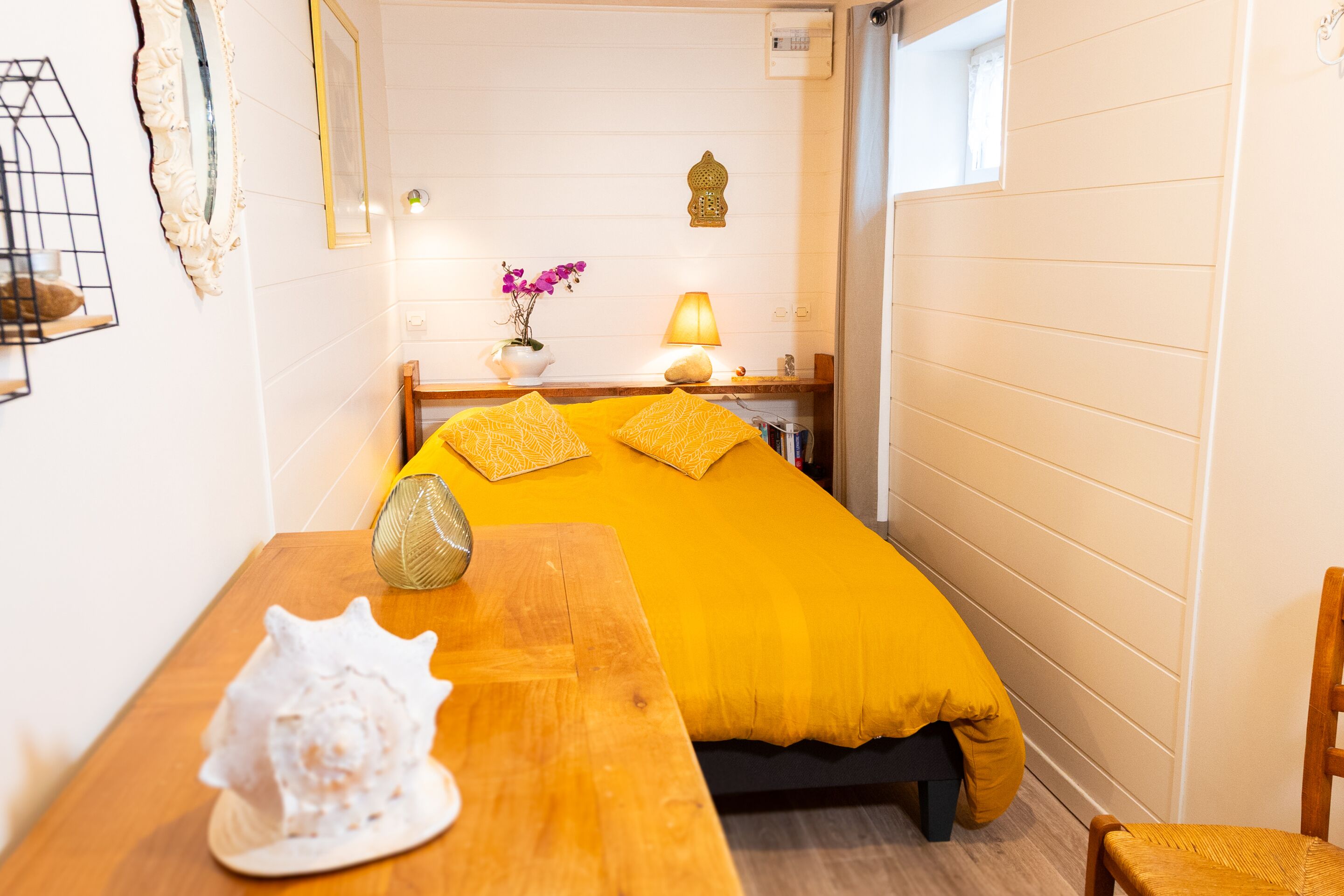 Apartment-corps De Ferme-traditionell-blick Auf Die Landschaft-ensuite Mit Du... - Marquise