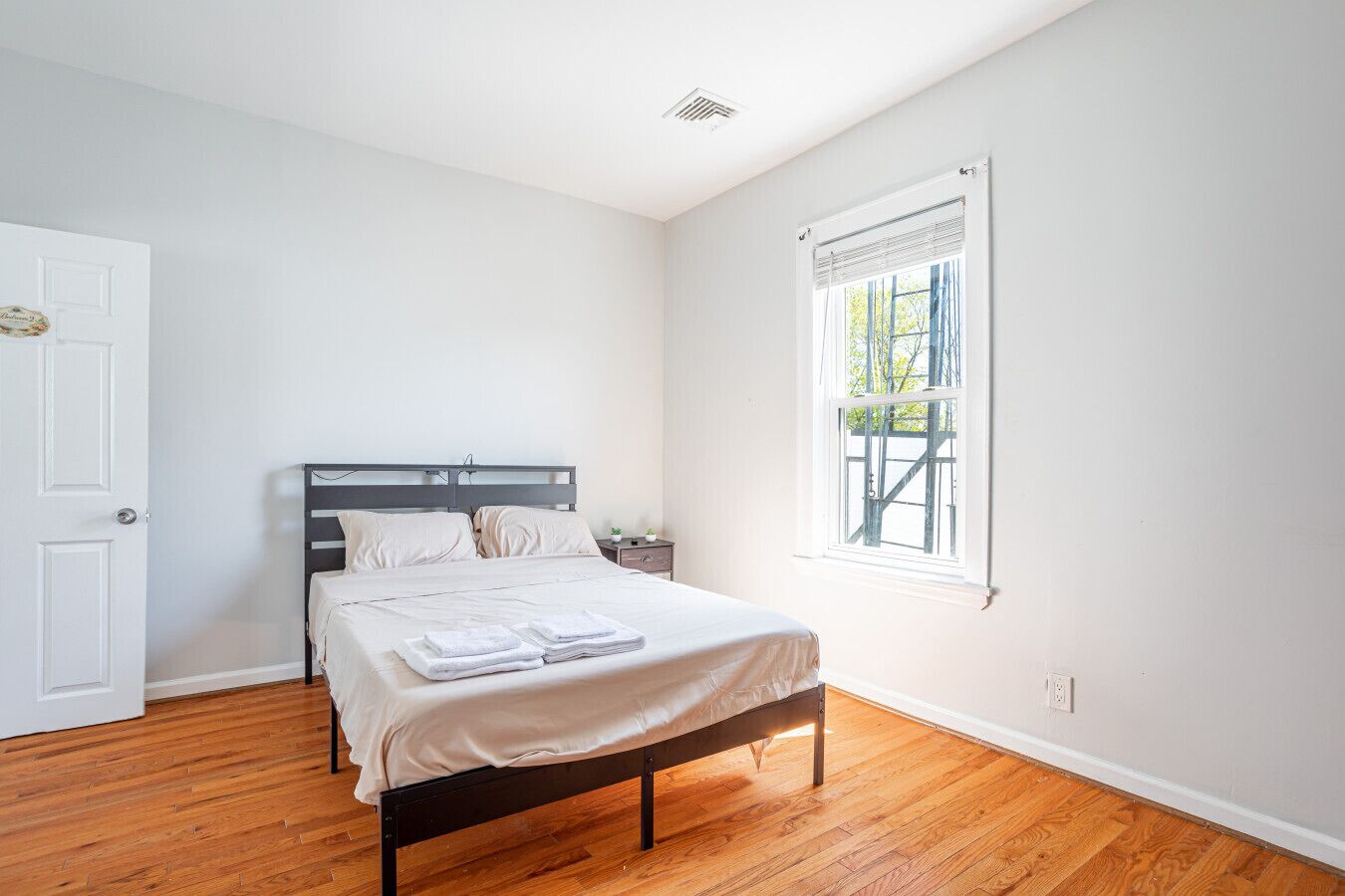 2 bedrooms