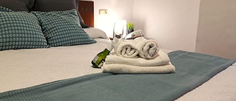 1 chambre, Wi-Fi, draps fournis