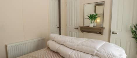 2 bedrooms, WiFi (free), individually decorated, individually furnished
