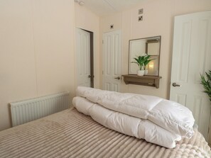 2 bedrooms, individually decorated, individually furnished, free WiFi - The Norfolk Nook 18 Castle Walk (Great Yarmouth)