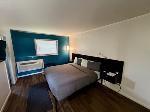The Writer`s Room at The Cedar