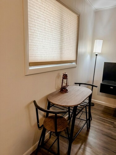 The Captain`s Room at The Cedar