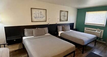 Commanding views of Sandusky Bay