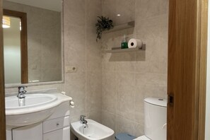 Shampoo - Desconectaengalicia Vigo Large Terrace, 50m from the beach (Pontevedra)