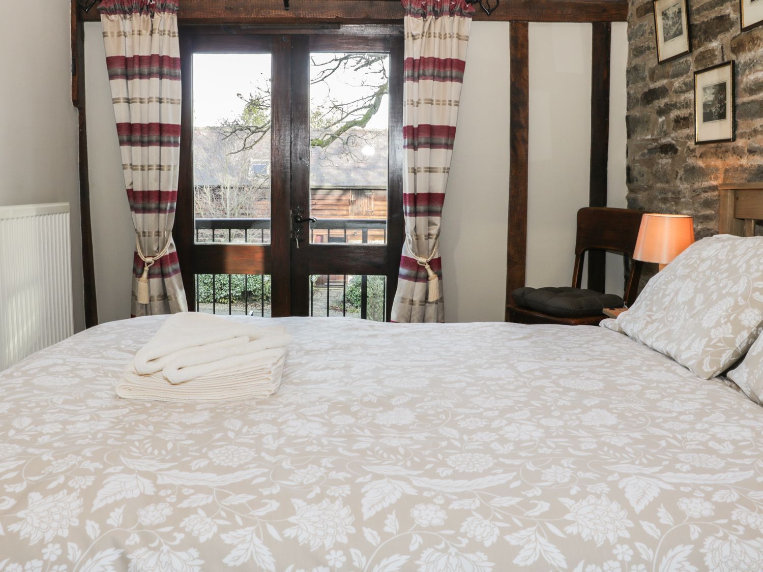 2 bedrooms, WiFi (free), individually decorated, individually furnished