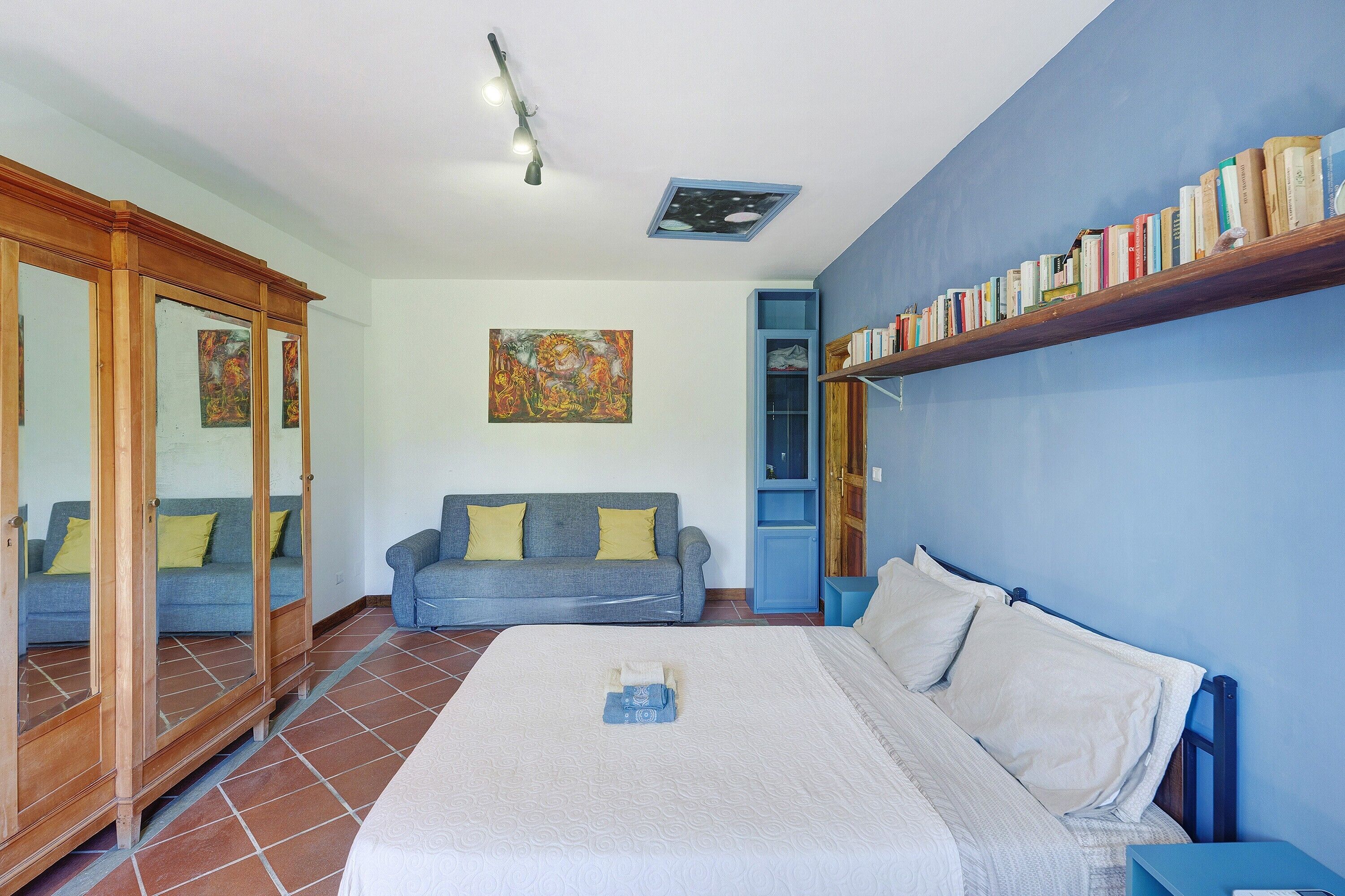 1 bedroom, iron/ironing board, WiFi, bed sheets