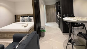 Ảnh chưa phân loại, 4 trong số 16 ảnh, nút