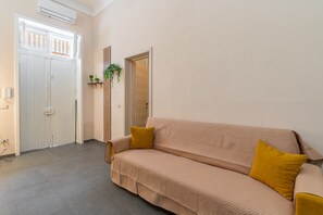 TV - Apartment 'Casa Enza 13' – Avola (Avola)