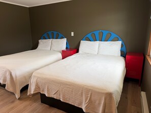 Habitación Confort, vista al lago | Escritorio, espacio para trabajar con laptop y wifi gratis 