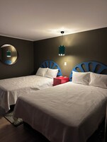 2 full Extra Long Beds | Desk, laptop workspace, WiFi (free)
