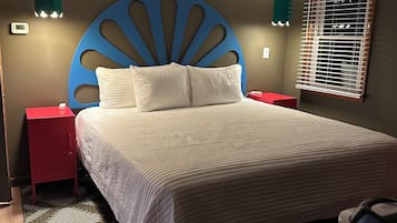 Chambre Confort, vue sur le lac | Bureau, espace de travail pour ordinateurs portables