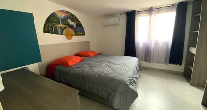 La Casa 974