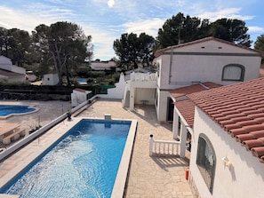 Utomhuspool