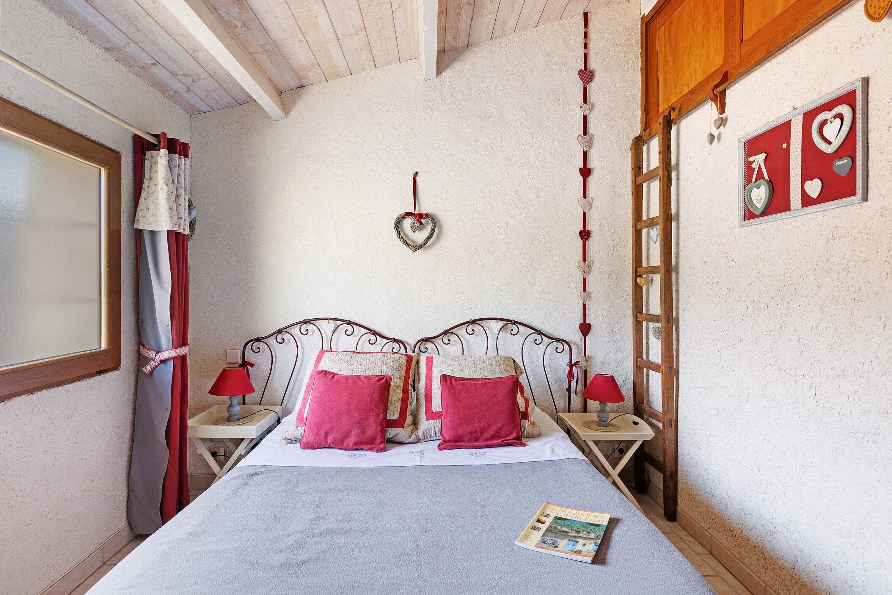 1 chambre, fer et planche à repasser, Wi-Fi, draps fournis