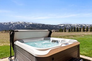 Bañera de hidromasaje exterior