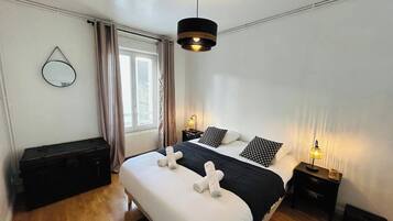 1 bedroom, WiFi, bed sheets