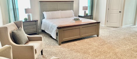 5 chambres, fer et planche à repasser, Wi-Fi, draps fournis