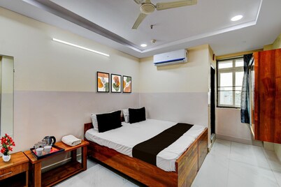 Hotel O Mancherial Bus Terminal