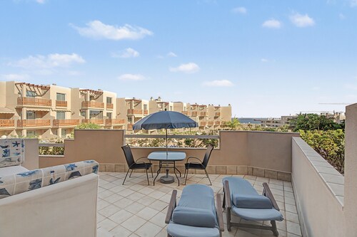 Spacious Superior Apartment · Frontal Ocean View · Large Private Terrace · 2 Minutes from the beach
