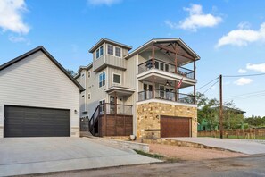 Exterior - Holiday House at Lake LBJ- Swim, Boat, & Relax (Granite Shoals)
