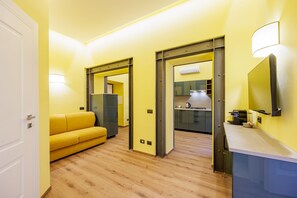 Smart TV - Satriano Essence of Chiaia Flat (Naples)