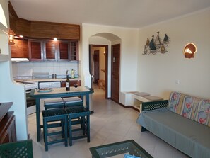 Smart TV, video games - Albufeira Apartment, Pool and Sea View (Albufeira)