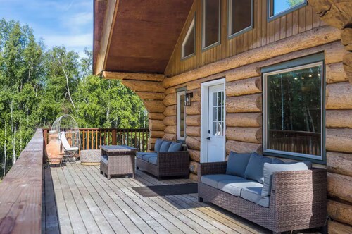 Modern Log Cabin with Heated Dome on 3 Acres